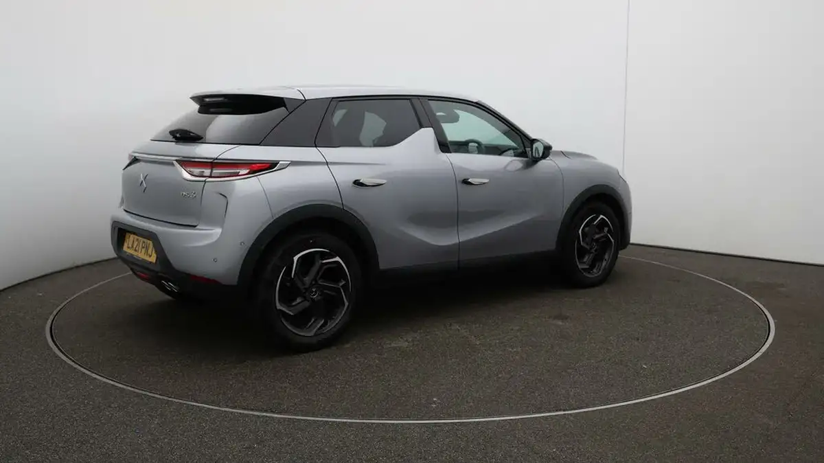 2021-ds-ds-3-crossback-12-puretech-ultra-prestige-130ps-big-46