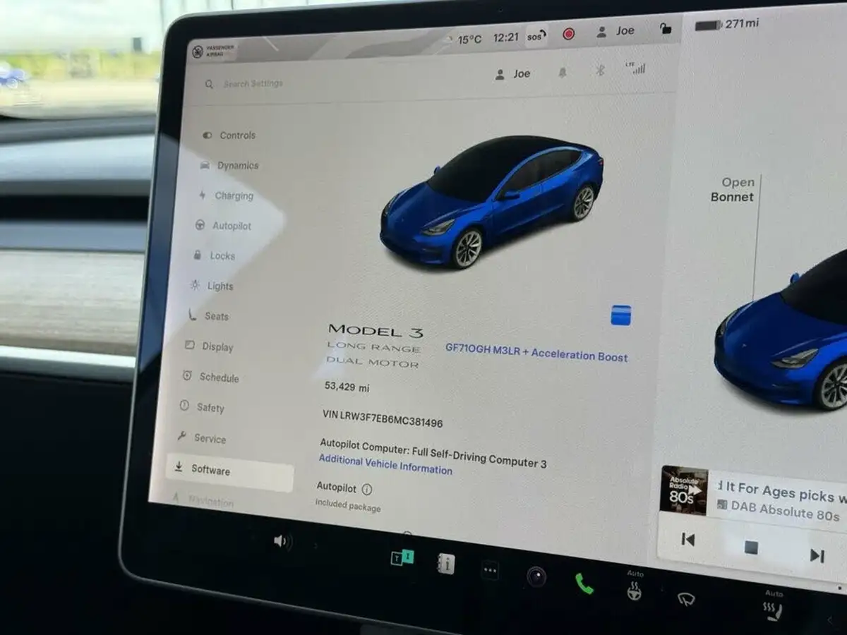 2021-tesla-model-3-e-long-range-awd-big-22