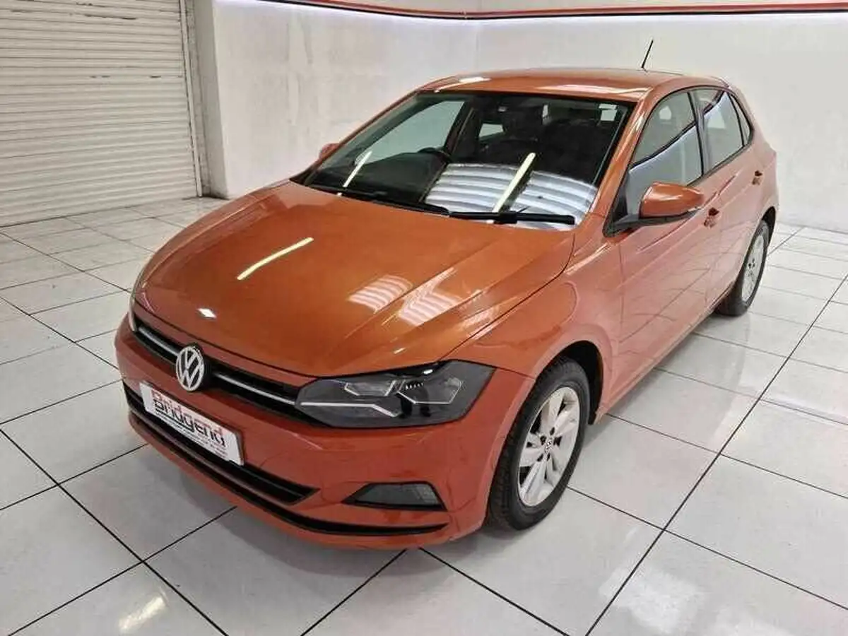 2018-volkswagen-polo-10-se-65ps-big-2