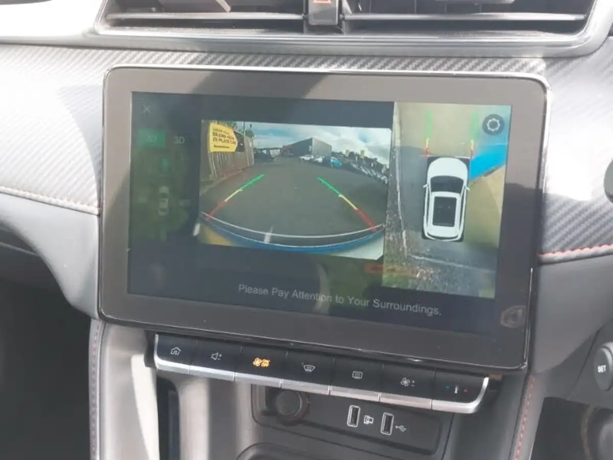2024-mg-zs-suv-15-vti-tech-exclusive-big-16