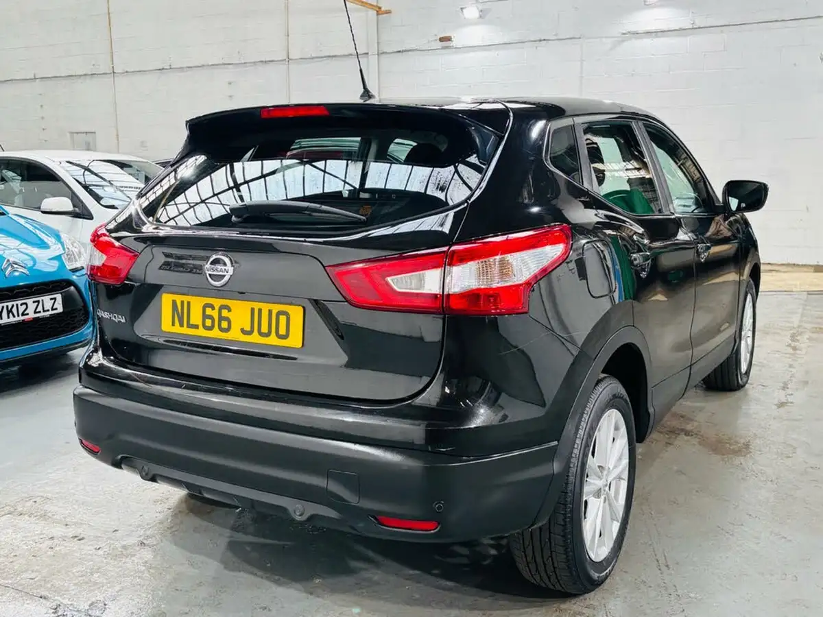 2016-nissan-qashqai-15dci-acenta-tech-pk-big-6
