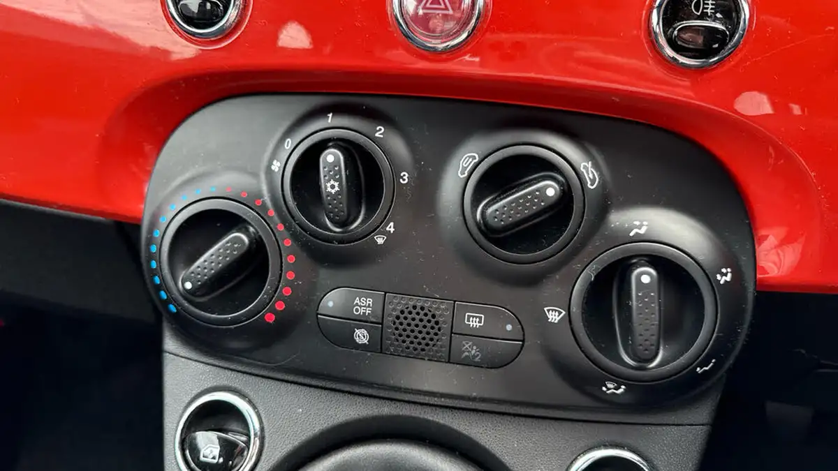 2022-fiat-500-10-pop-big-23