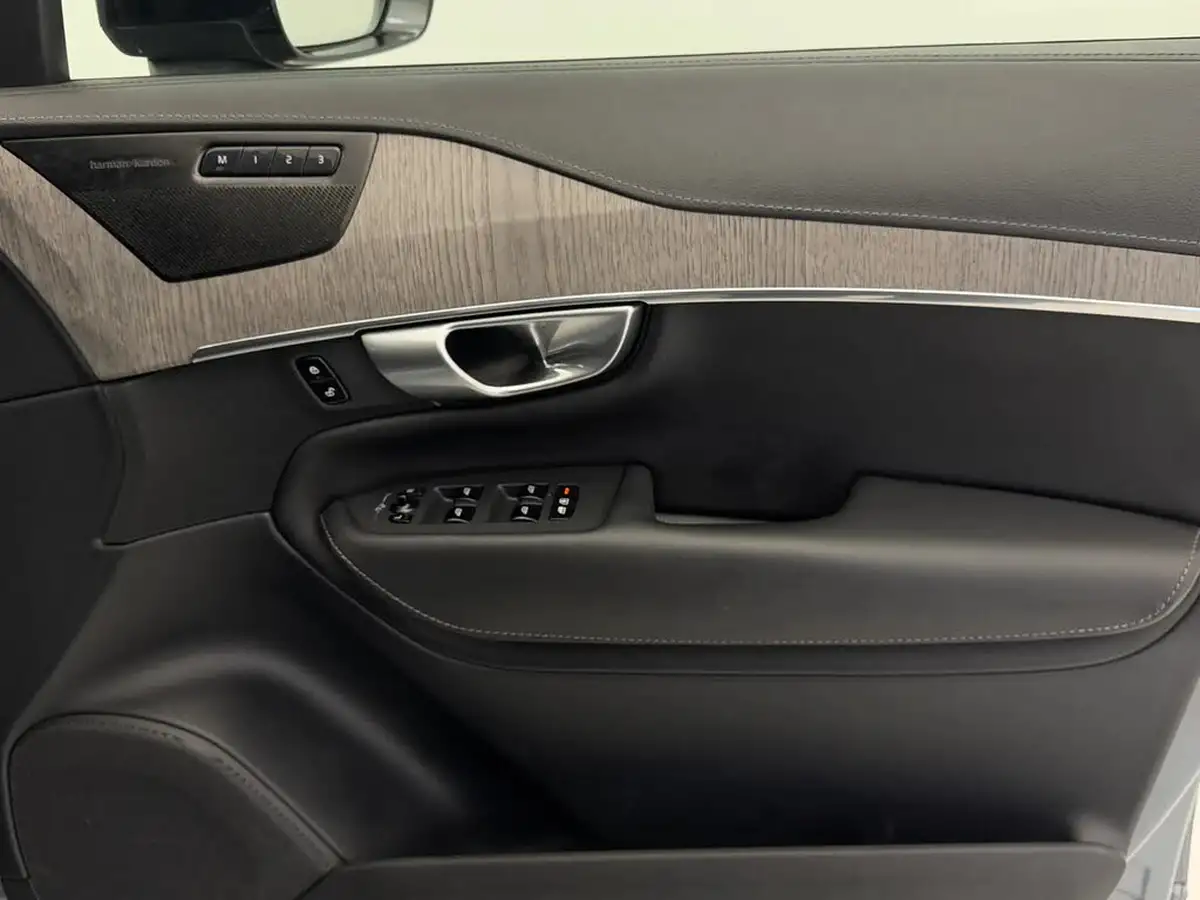 2023-volvo-xc90-20-b5-plus-big-27