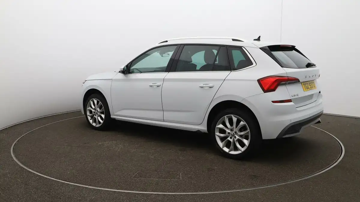 2021-skoda-kamiq-10-tsi-se-l-109ps-dsg-big-32