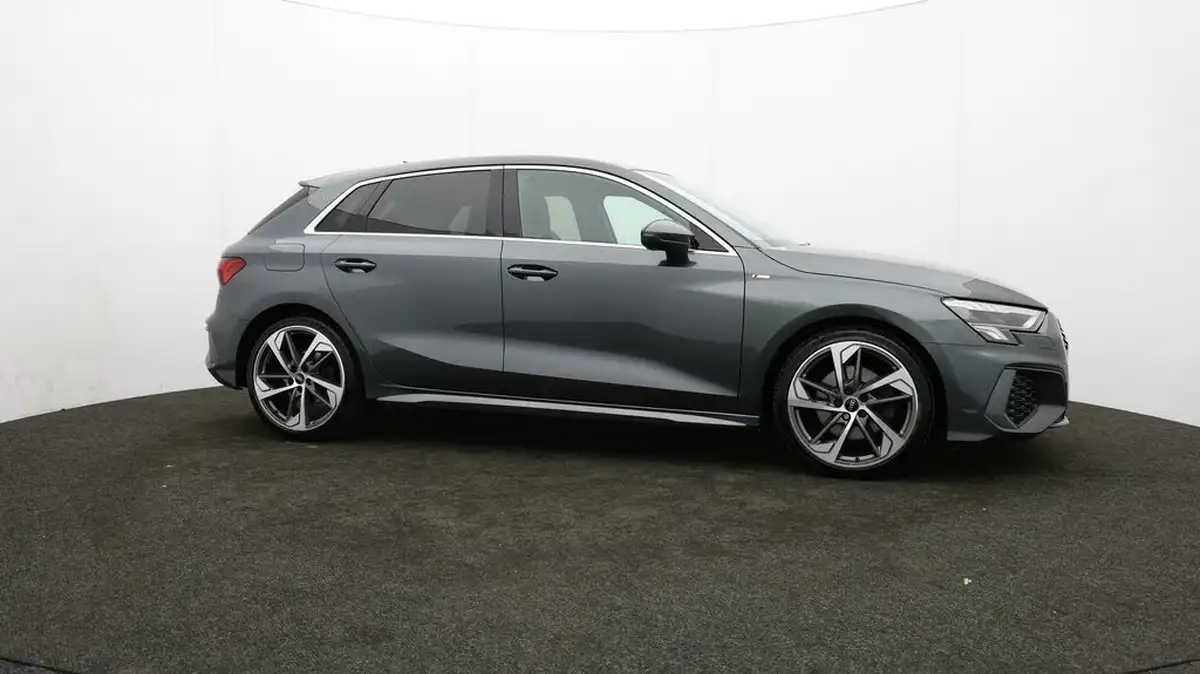 2020-audi-a3-15-35-tfsi-s-line-sportback-5d-1498cc-tronic-big-40