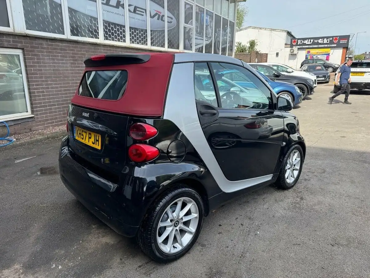 2011-smart-fortwo-10-passion-84bhp-cabriolet-auto-big-7