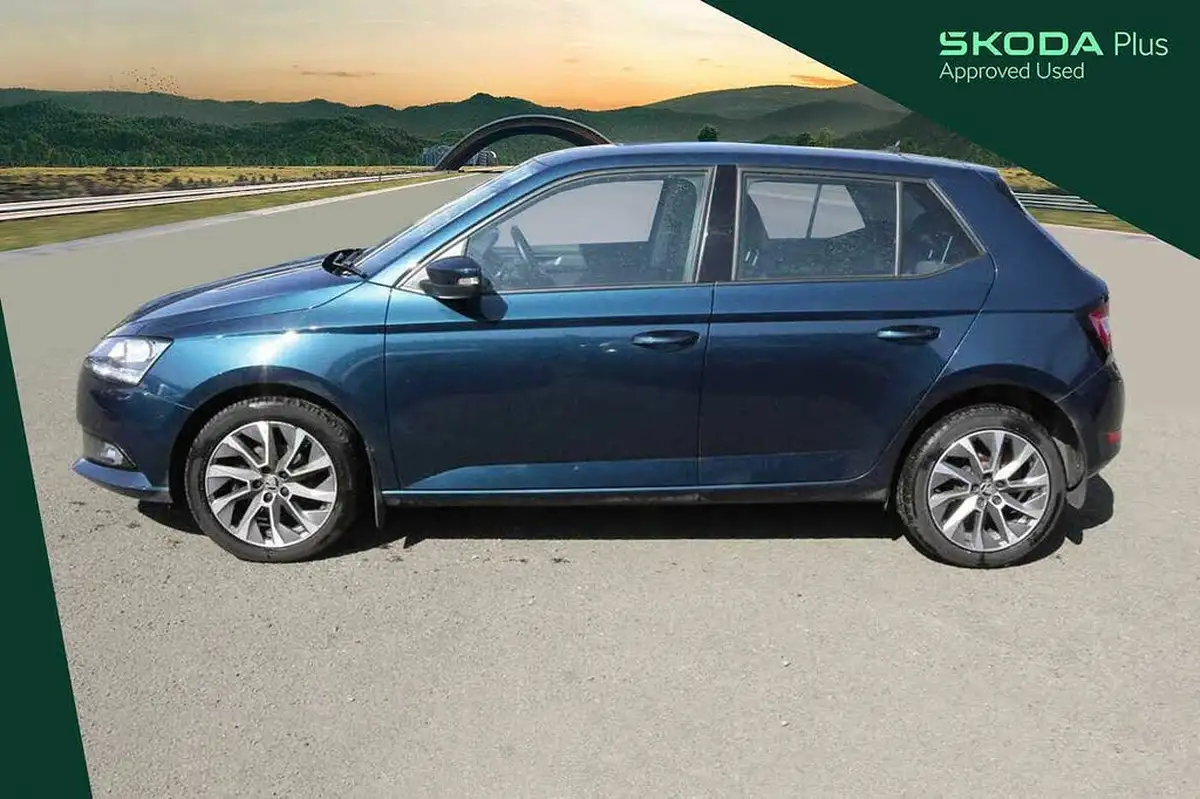 2021-skoda-fabia-10-tsi-se-drive-95ps-hatchback-big-3