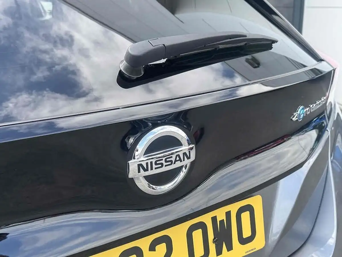 2022-nissan-leaf-e-n-connecta-big-11