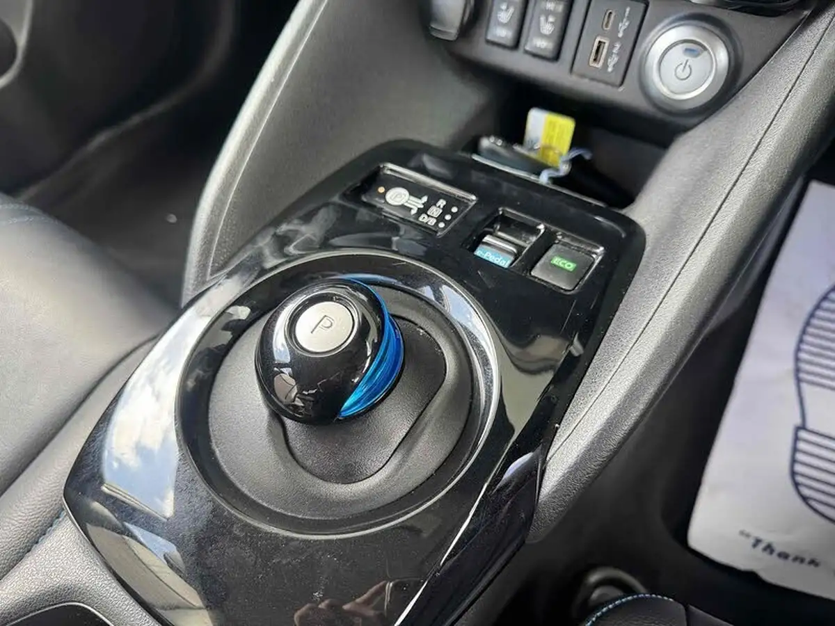 2022-nissan-leaf-e-n-connecta-big-35