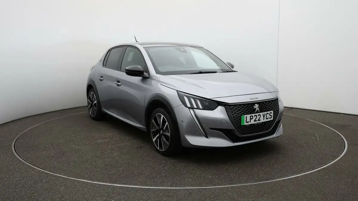 2022-peugeot-208-e-gt-136bhp-50kwh-big-43