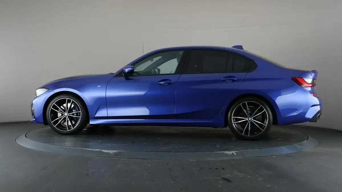 2022-bmw-3-series-20-320i-m-sport-saloon-4d-big-35