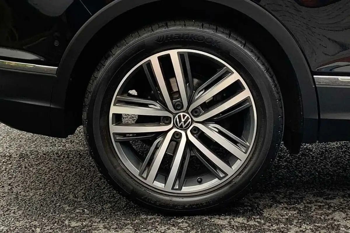 2022-volkswagen-tiguan-15-tsi-elegance-big-4