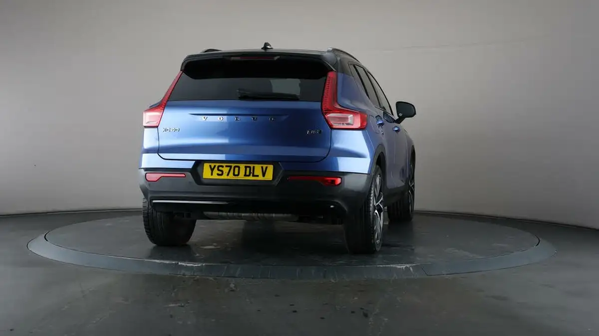 2020-volvo-xc40-20-b5-r-design-pro-big-67