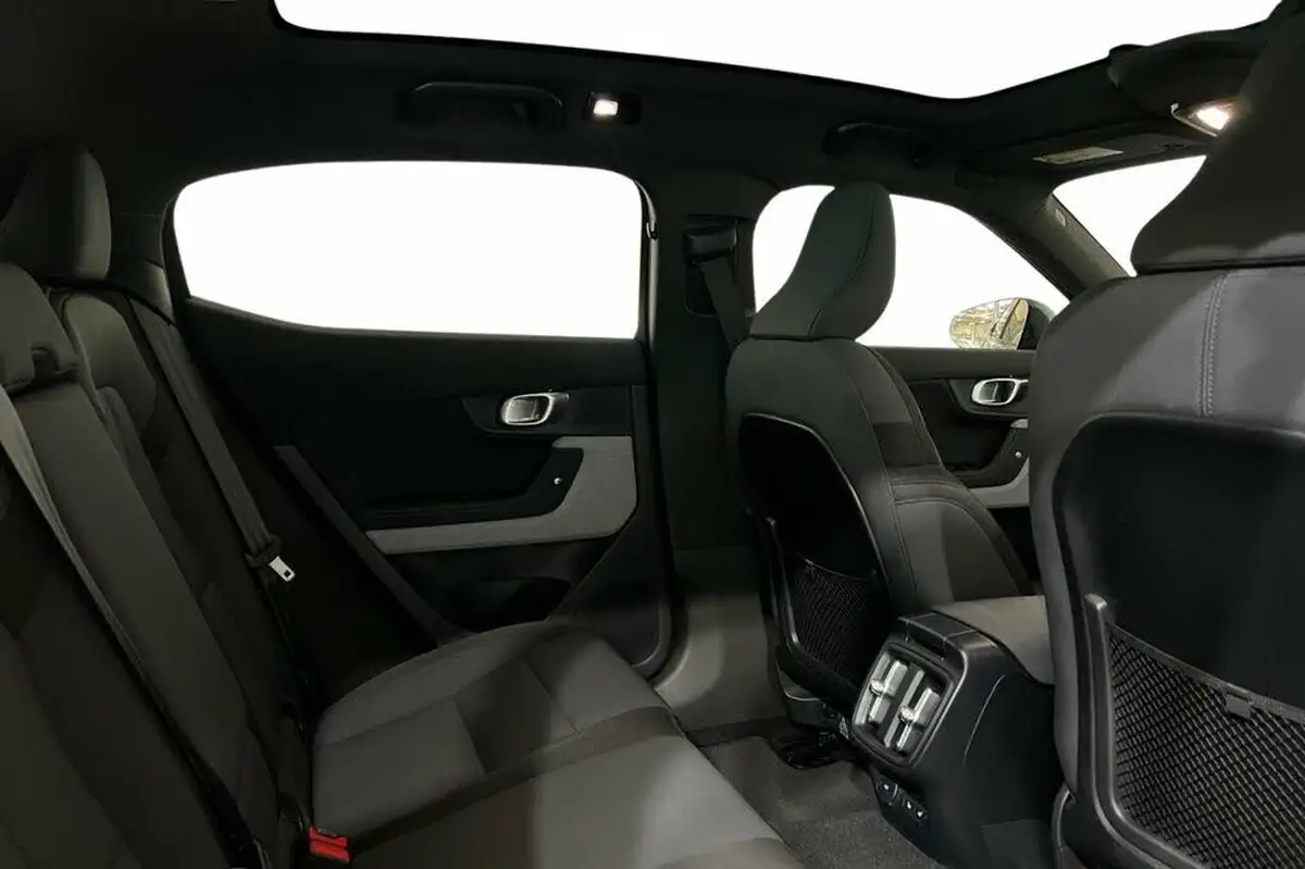 2022-polestar-polestar-2-e-ps2-300kw-longe-dual-plus-pilot-big-9