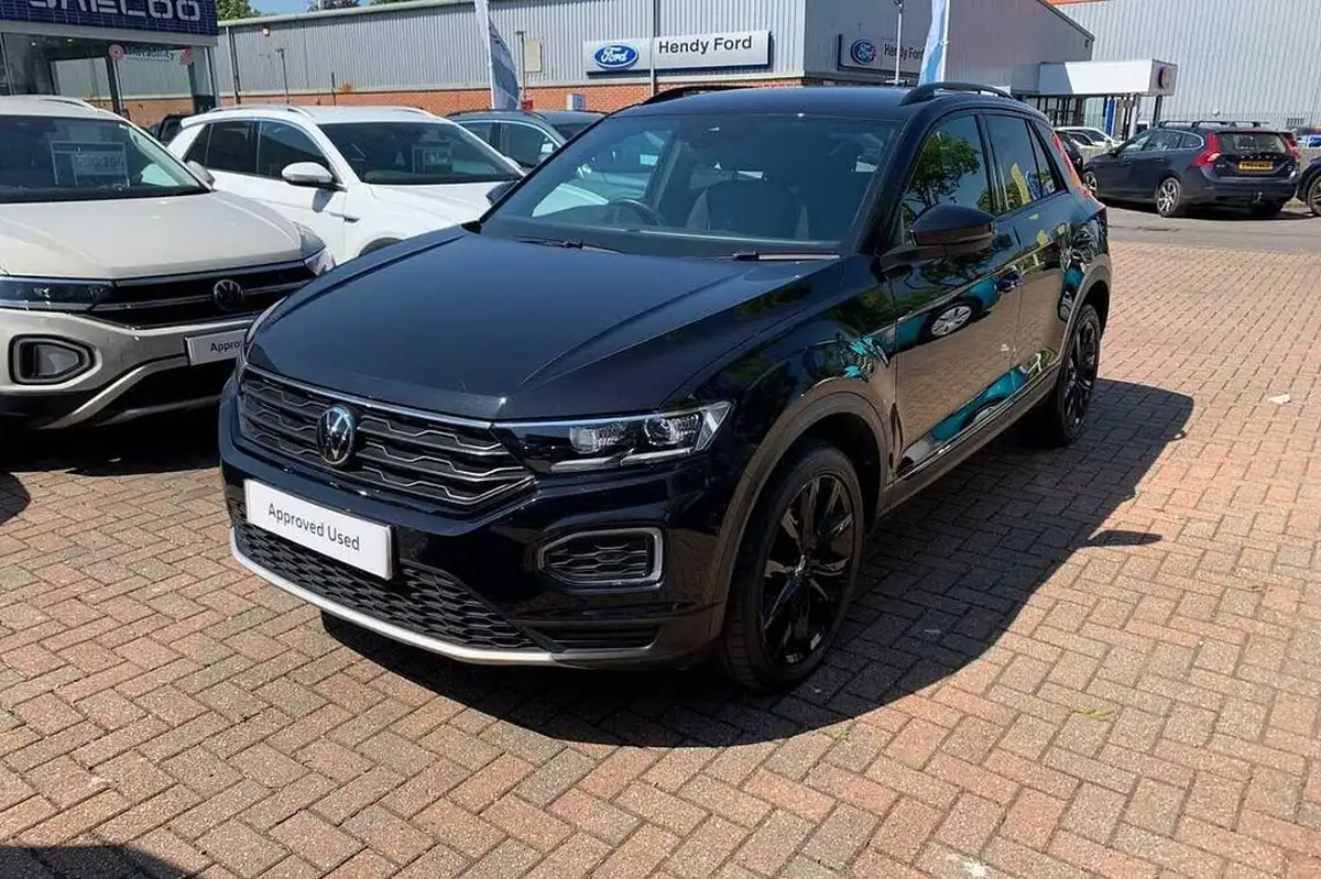 2021-volkswagen-t-roc-15-tsi-black-edition-big-28