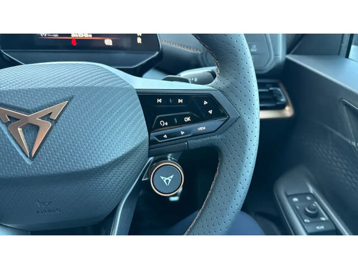 2025-cupra-born-e-vz-big-17
