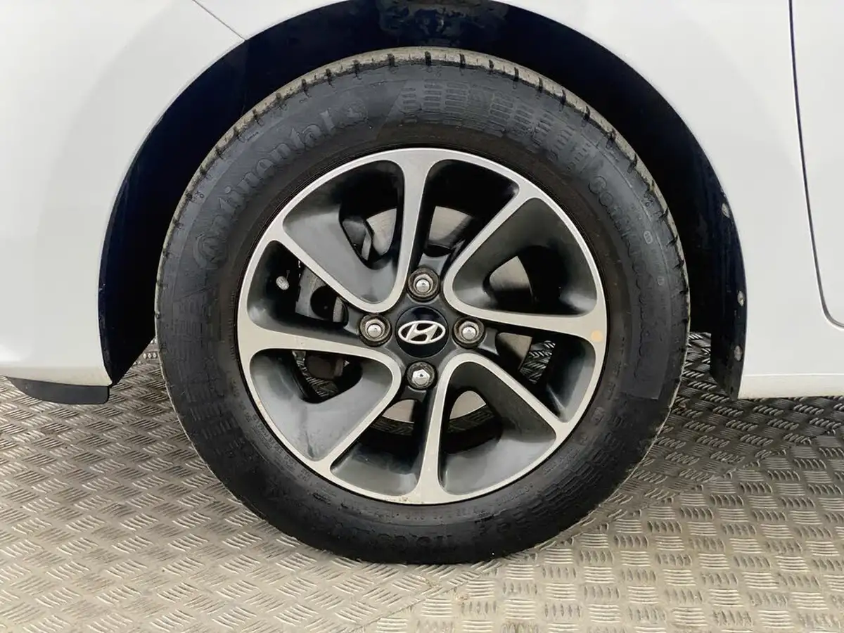 2018-hyundai-i10-10-go-se-67ps-big-10