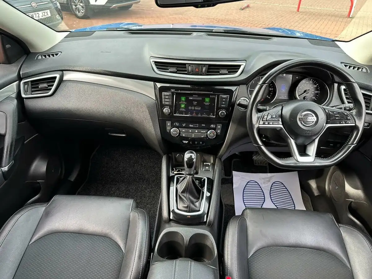 2019-nissan-qashqai-15dci-tekna-19in-alloysglass-roof-pack-dct-big-7