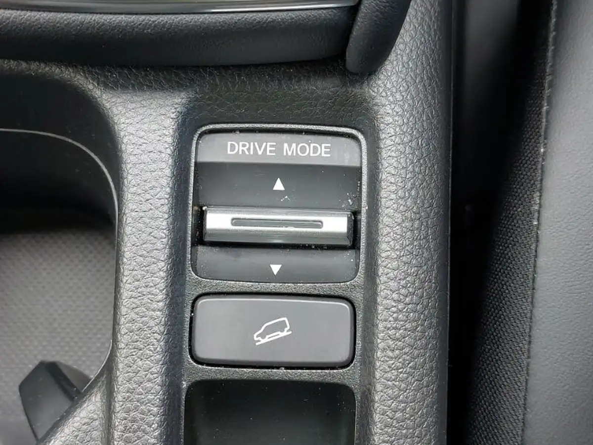 2023-honda-hr-v-15-i-mmd-advance-big-16