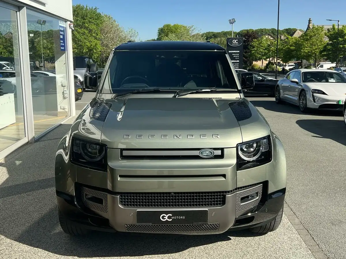 2023-land-rover-130-defender-30-p300-x-dynamic-hse-big-2