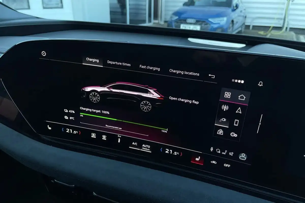 2025-audi-a6-e-tron-e-launch-edition-big-36