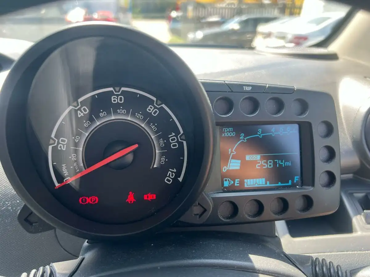 2011-chevrolet-spark-10-big-18