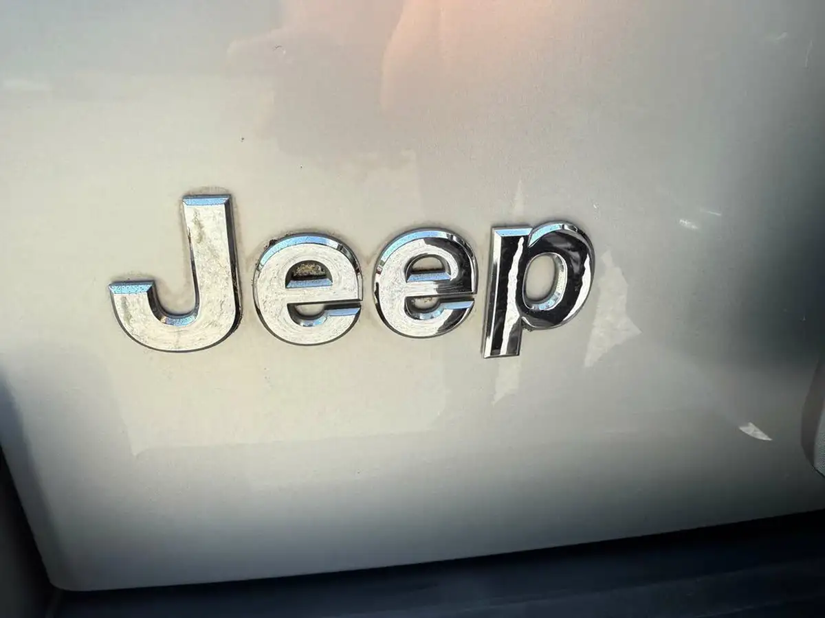 2005-jeep-cherokee-24-sport-big-65