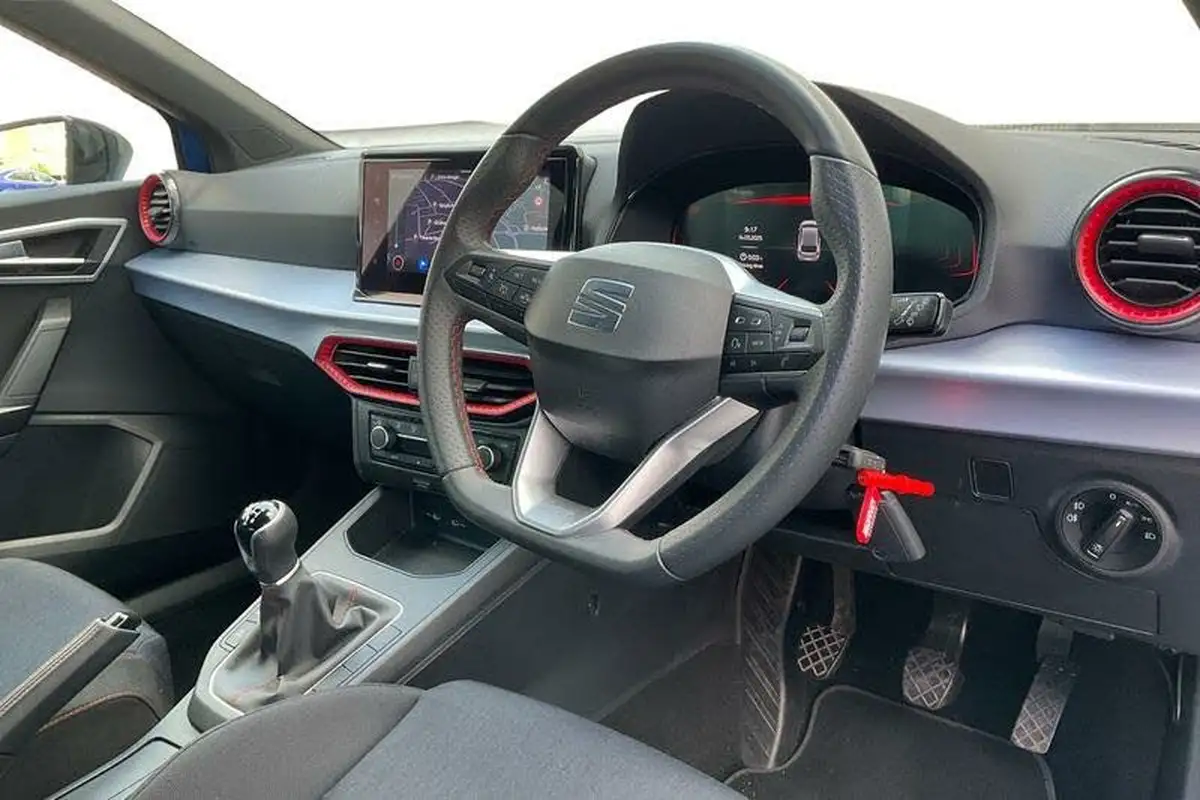 2024-seat-ibiza-10-tsi-fr-115ps-big-8