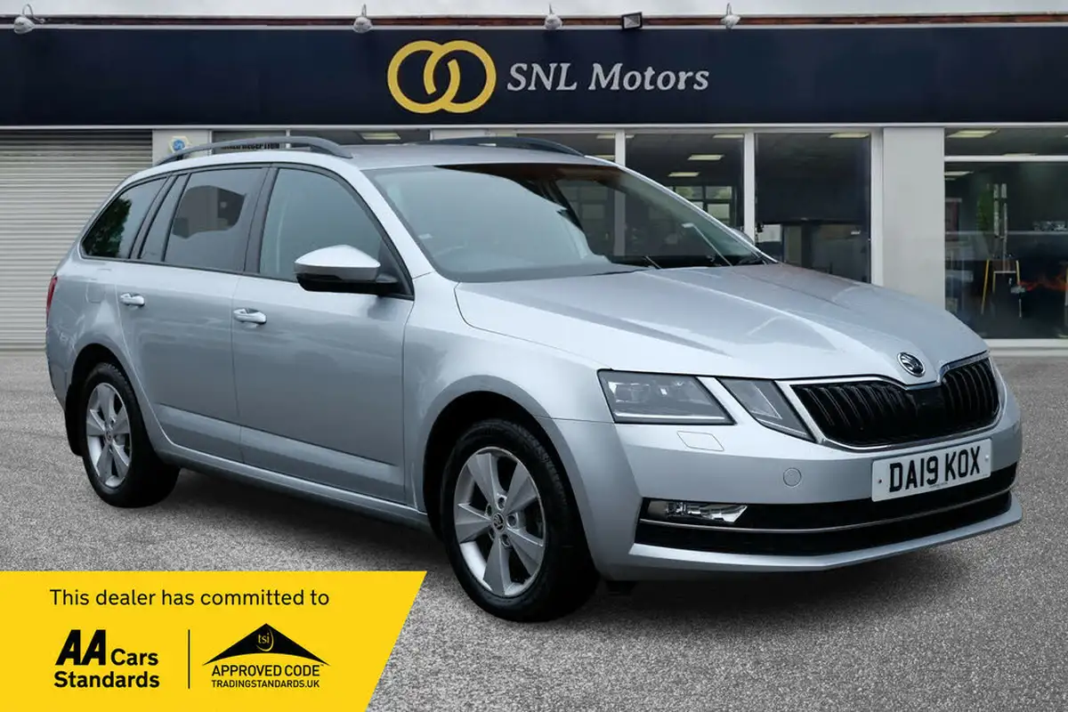 2019-skoda-octavia-16tdi-se-l-estate-dsg-big-0
