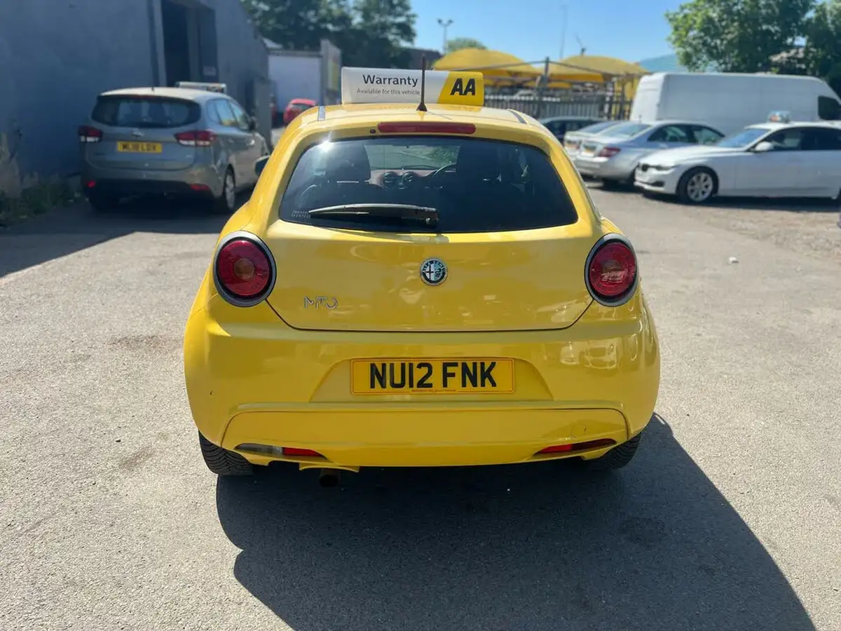2012-alfa-romeo-mito-14-sprint-16v-78bhp-big-8
