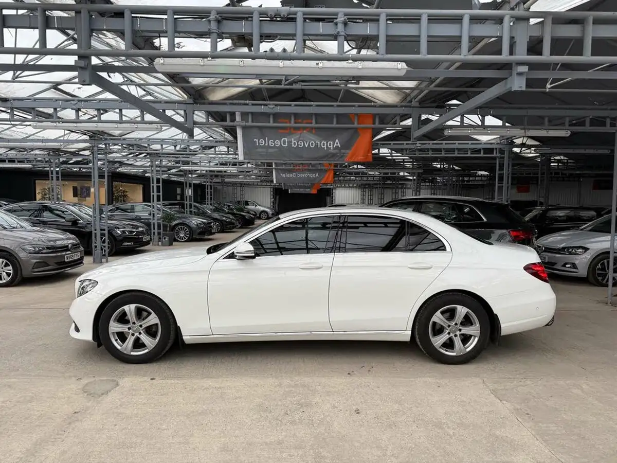 2017-mercedes-benz-e-class-20d-e220d-se-ss-saloon-4d-big-12