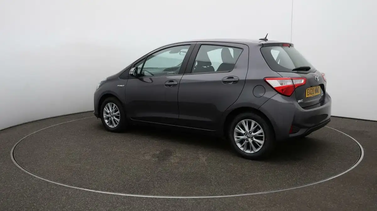 2020-toyota-yaris-15-vvt-i-icon-98bhp-hybrid-1497cc-e-cvt-big-33