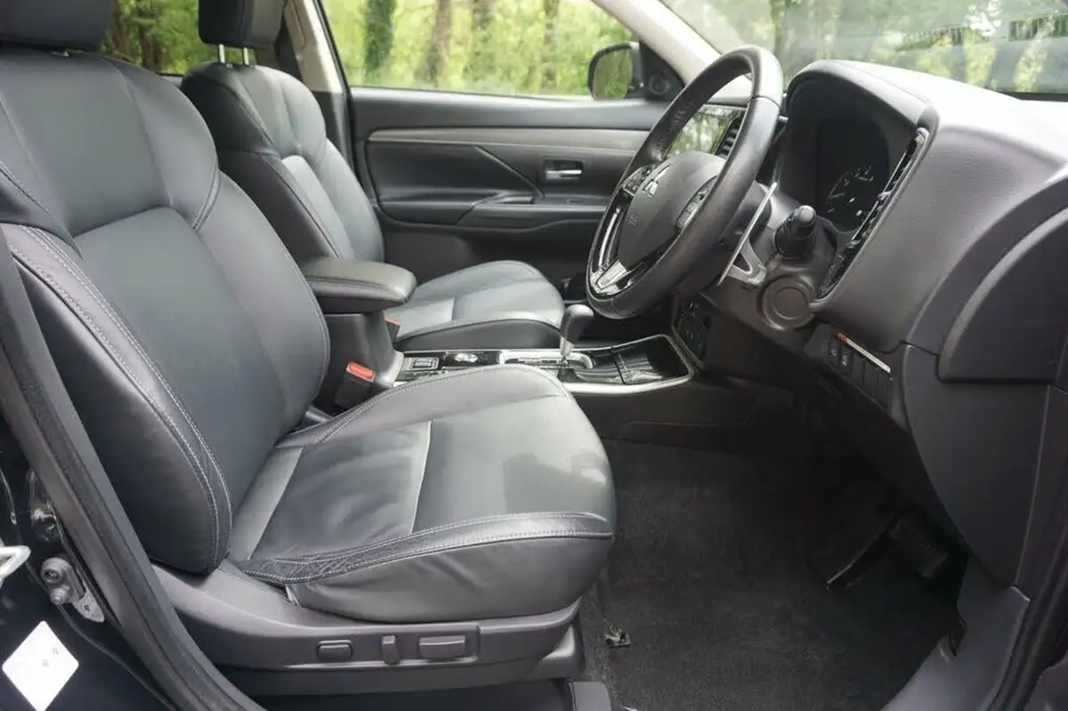 2020-mitsubishi-outlander-20-exceed-big-5