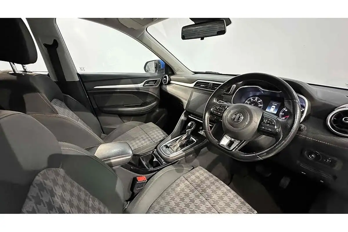 2021-mg-zs-suv-10t-gdi-excite-big-25