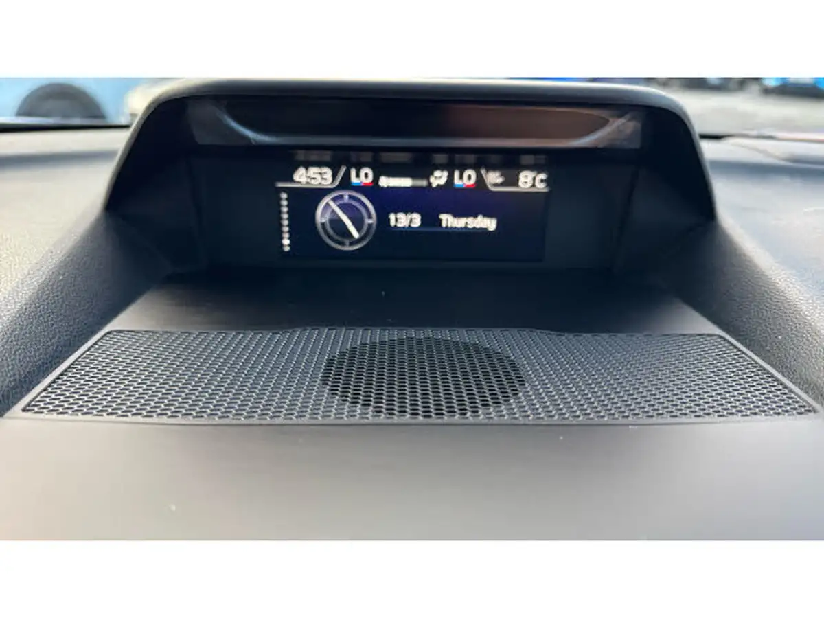 2019-subaru-forester-20-e-boxer-xe-premium-big-25