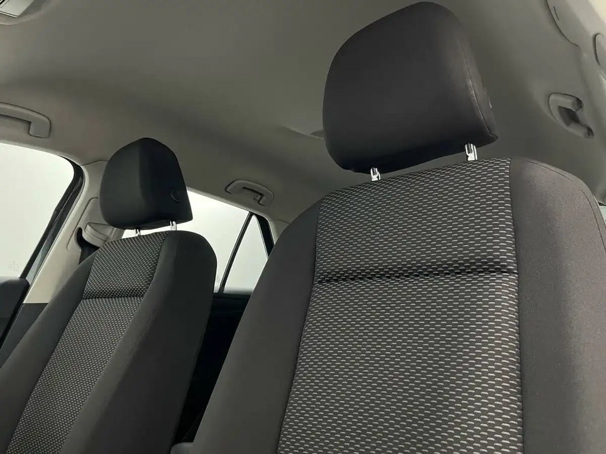 2021-volkswagen-t-roc-20tdi-s-big-26