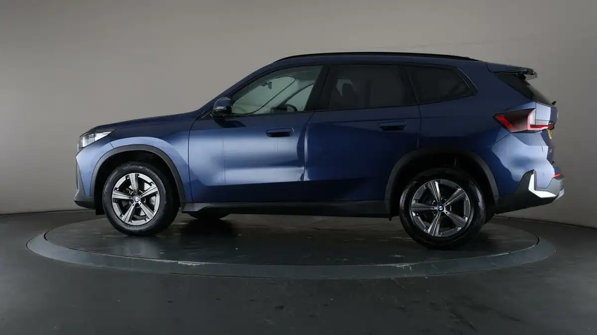 2022-bmw-x1-20td-sdrive18d-sport-steptronic-big-35