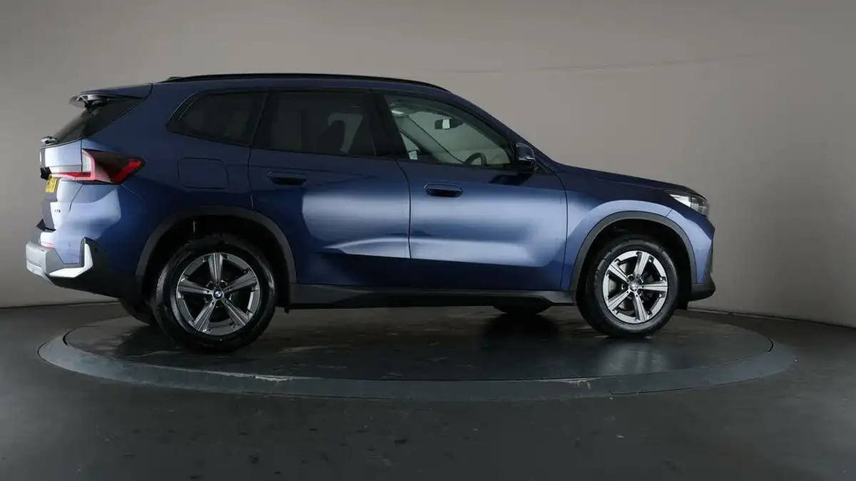 2022-bmw-x1-20td-sdrive18d-sport-steptronic-big-63