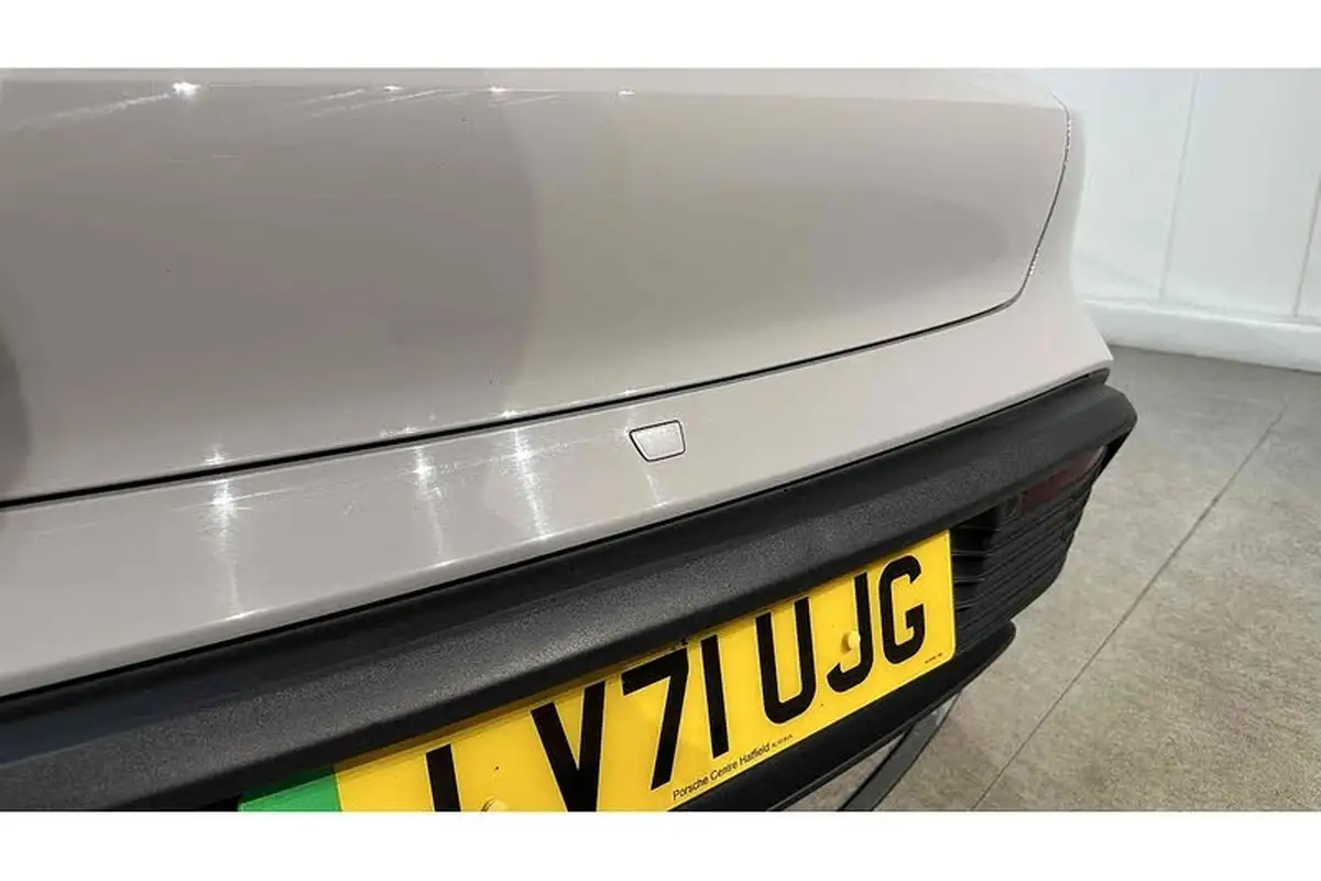 2021-porsche-taycan-e-4s-530ps-big-14