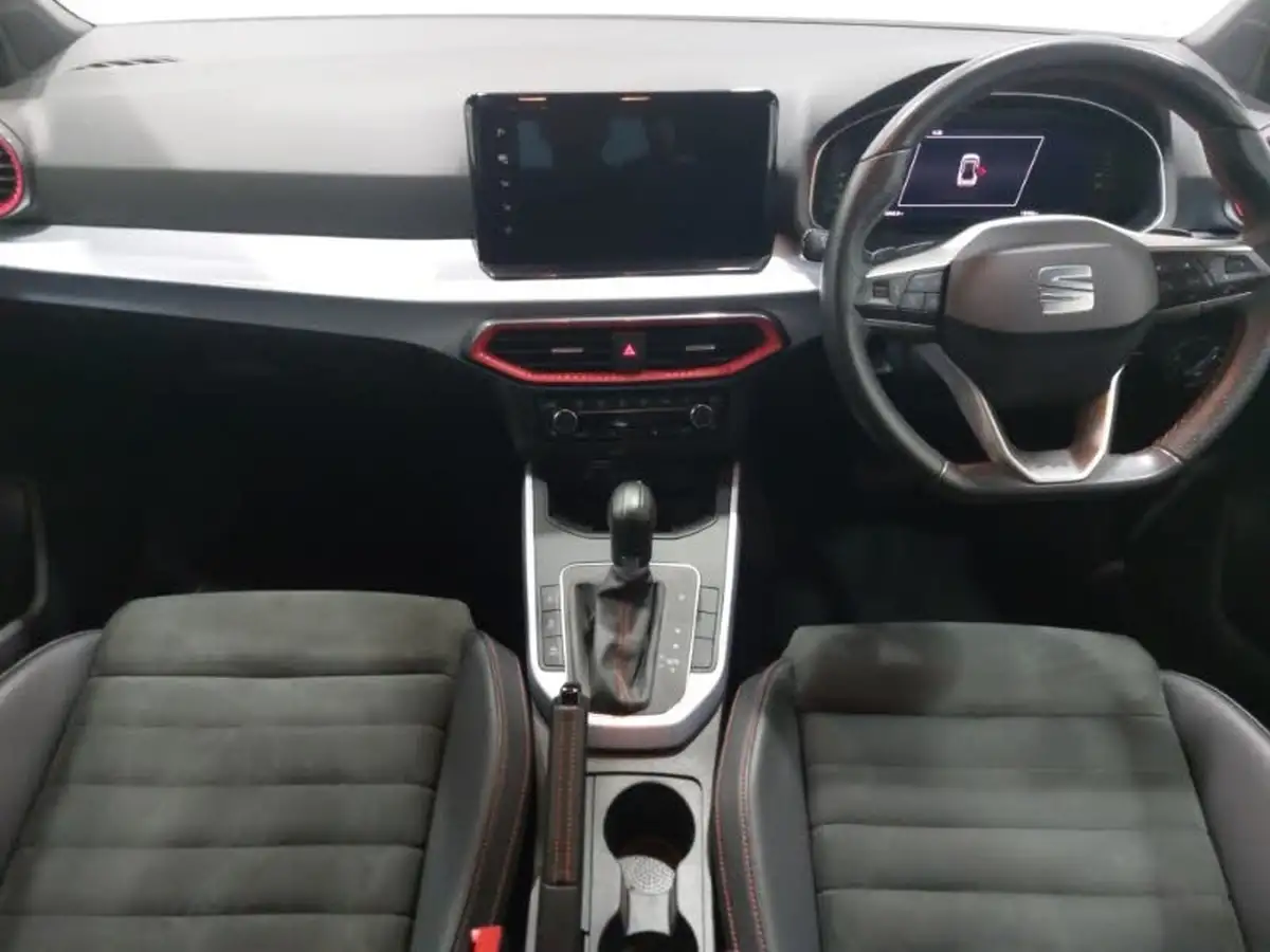 2022-seat-arona-10-tsi-fr-sport-dsg-big-2