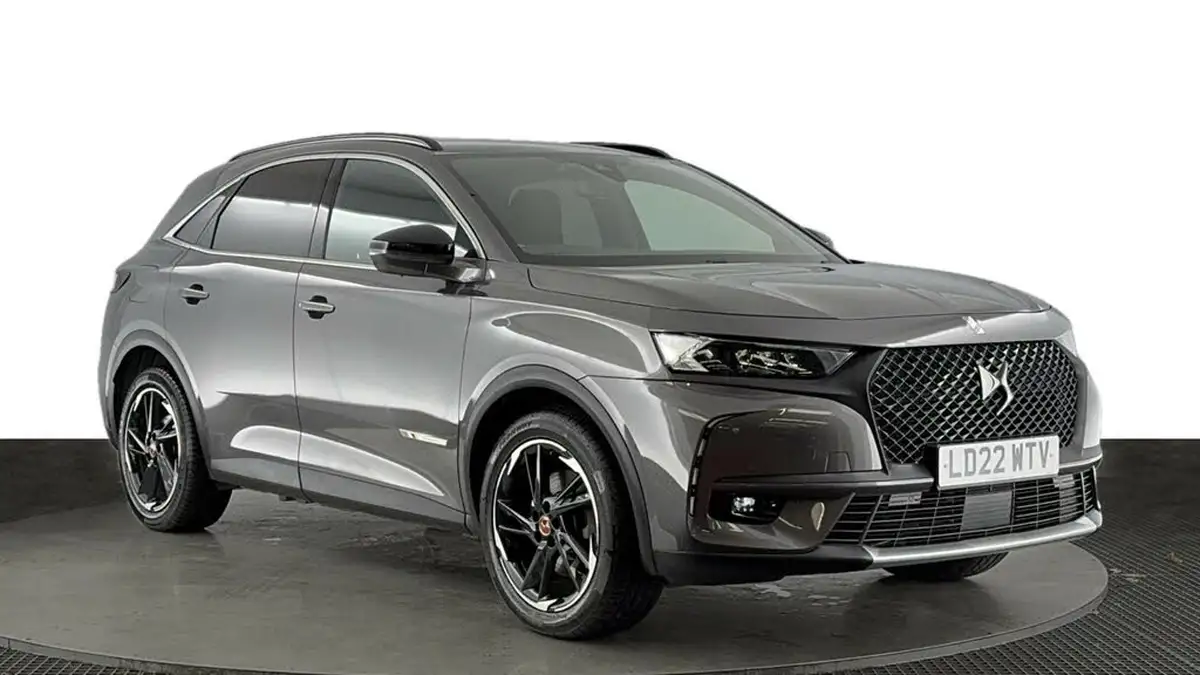 2022-ds-ds-7-crossback-e-tense-performance-line-225ps-big-1