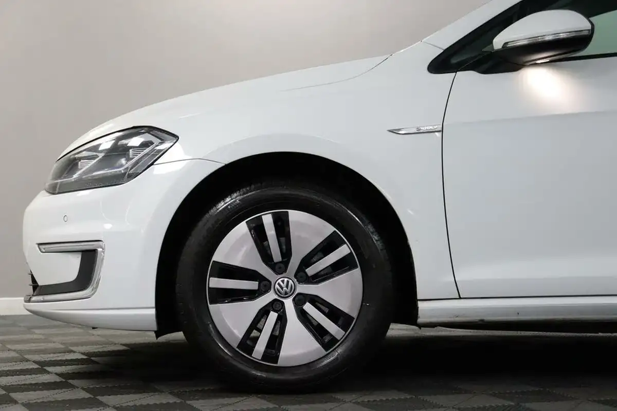2018-volkswagen-golf-e-e-golf-big-22