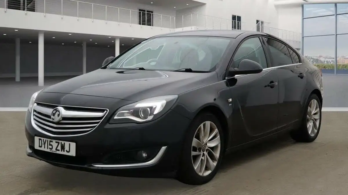 2015-vauxhall-insignia-20cdti-sri-140ps-navss-ecoflex-hatchback-5d-big-7