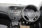 2016-hyundai-i20-10-active-small-34