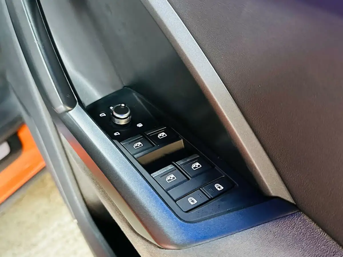 2019-audi-q3-20-35-tdi-vorsprung-station-wagon-big-55