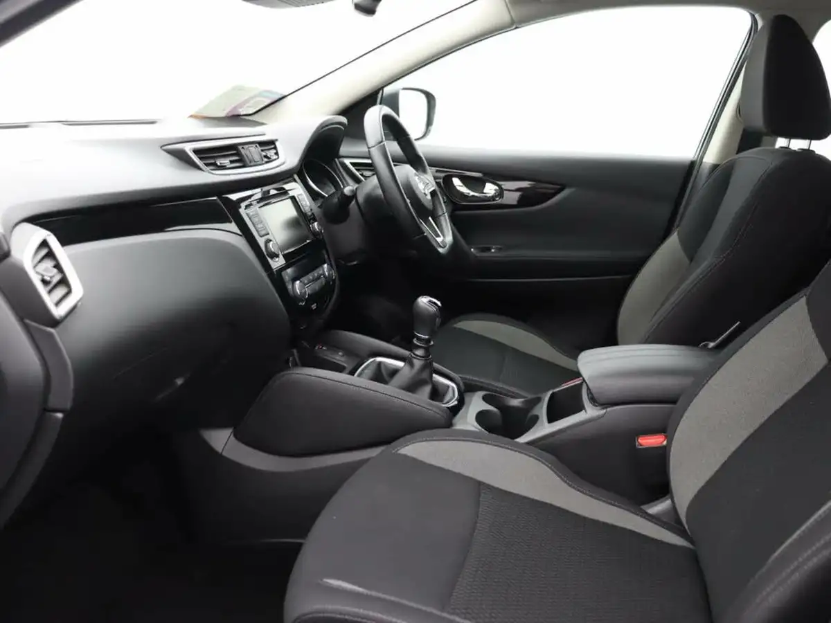 2020-nissan-qashqai-13-dig-t-acenta-premium-160ps-big-21