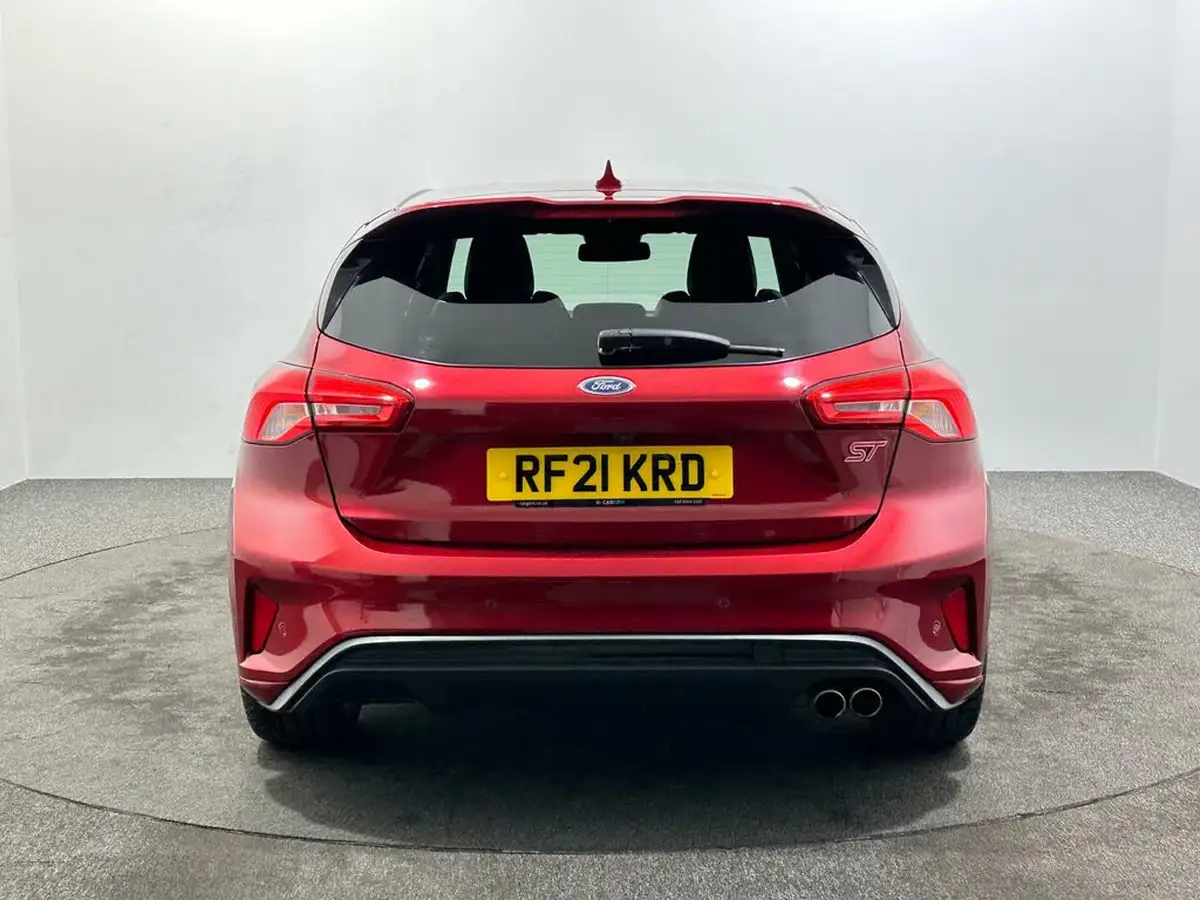 2020-ford-focus-20-st-hatchback-big-5