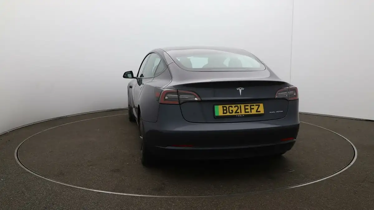 2021-tesla-model-3-e-long-range-4x4-big-52