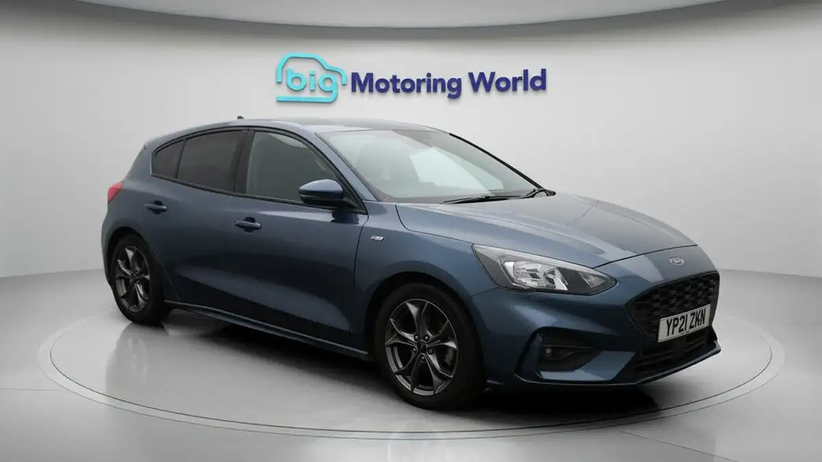 2021-ford-focus-15-st-line-edition-hatchback-big-1
