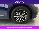 2019-volkswagen-golf-15-tsi-se-nav-130ps-hatchback-5d-dsg-small-19